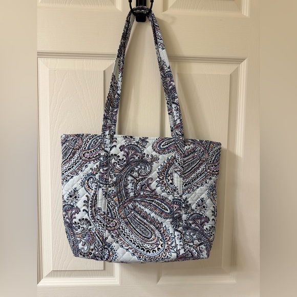 EUC Vera Bradley Small Vera Tote - Picture 3 of 5